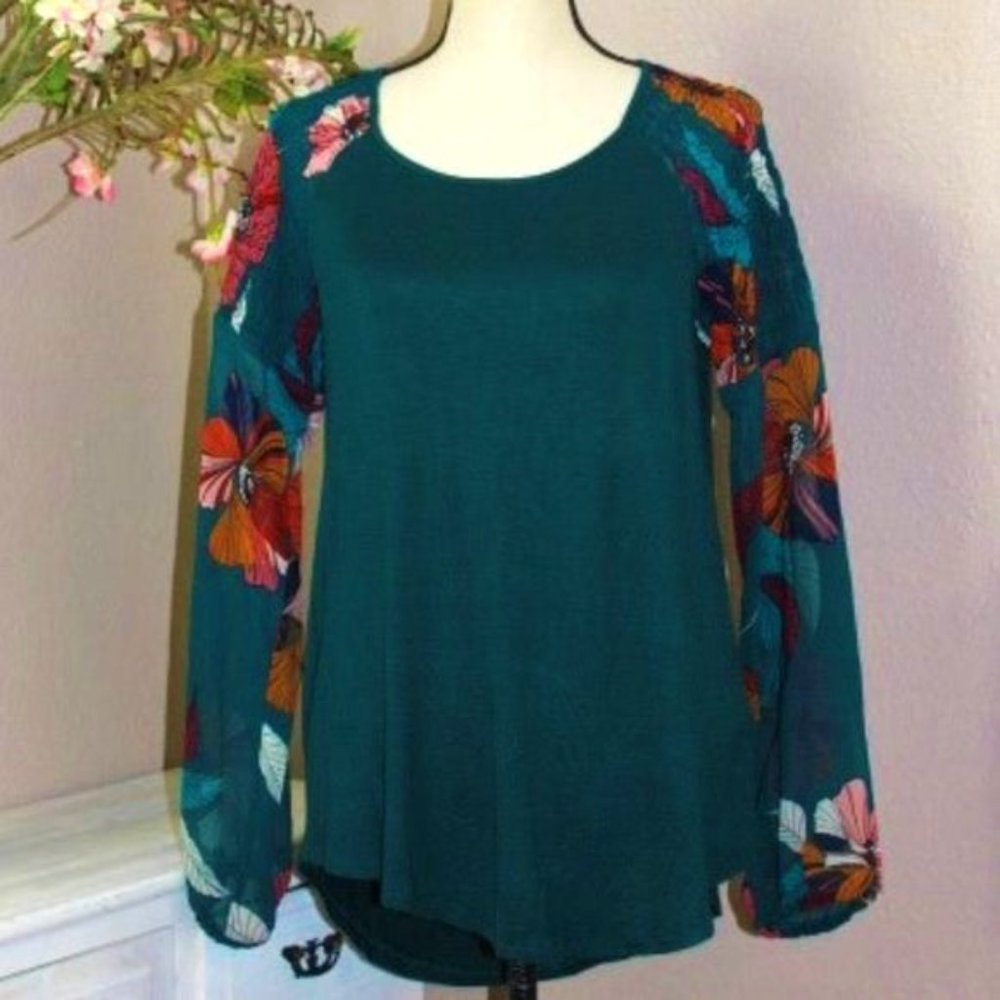 Maurices Floral Top NWOT